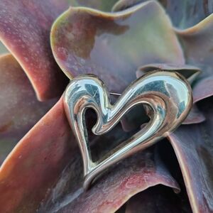 Vintage Signed Monet Open Heart Silver Tone Brooch Pin Fashion Jewelry